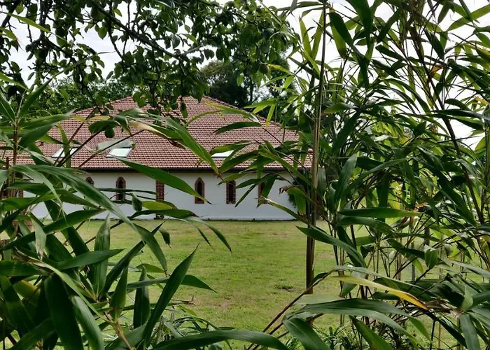 La Grange D'hardy Ferienhaus *