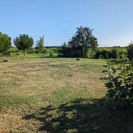 Hébergement de vacances La Grange D'hardy *